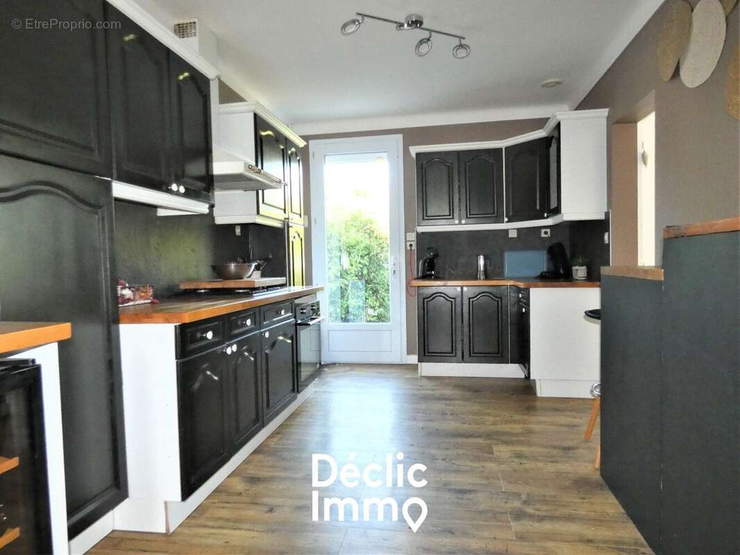 Maison à SAINT-CHRISTOPHE-DU-LIGNERON