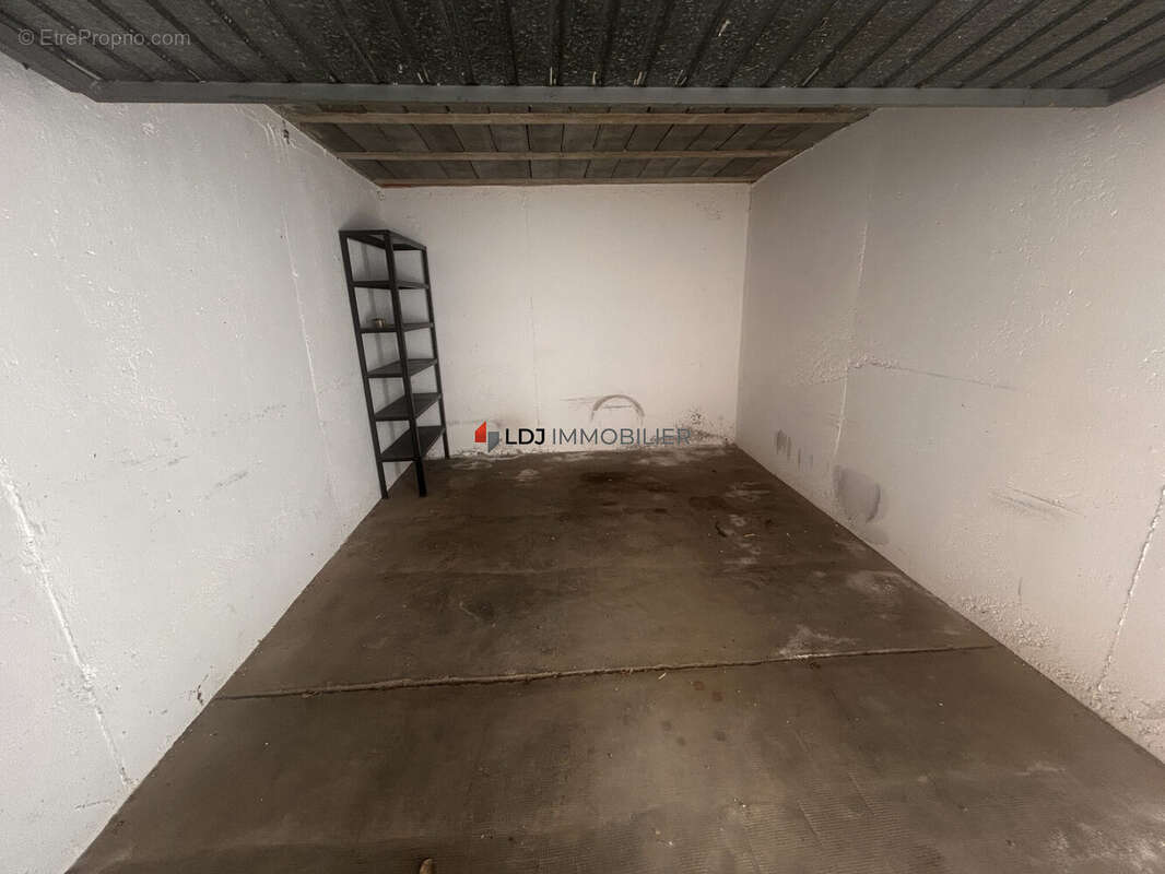 Parking à AMELIE-LES-BAINS-PALALDA