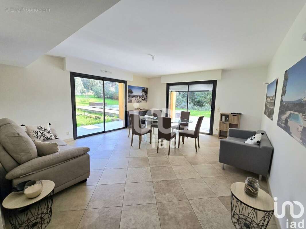 Photo 3 - Appartement à SAINT-RAPHAEL