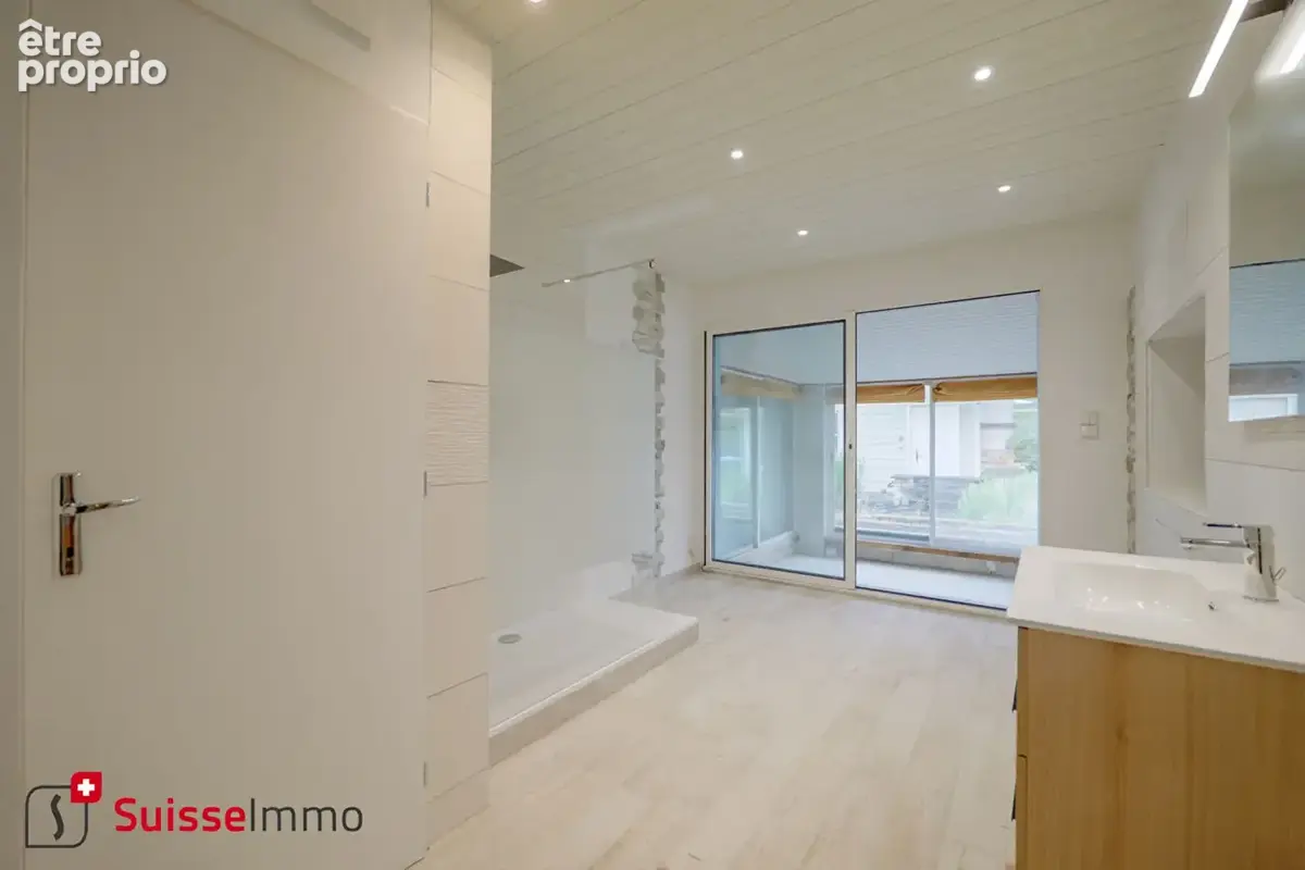 Maison rénovée L'Isle Sur Le Doubs 8 pièces 211 m2 - photo 10