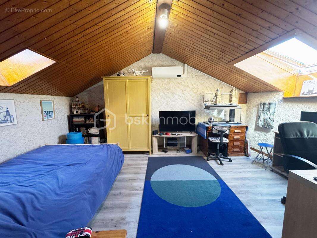 Maison à POISAT