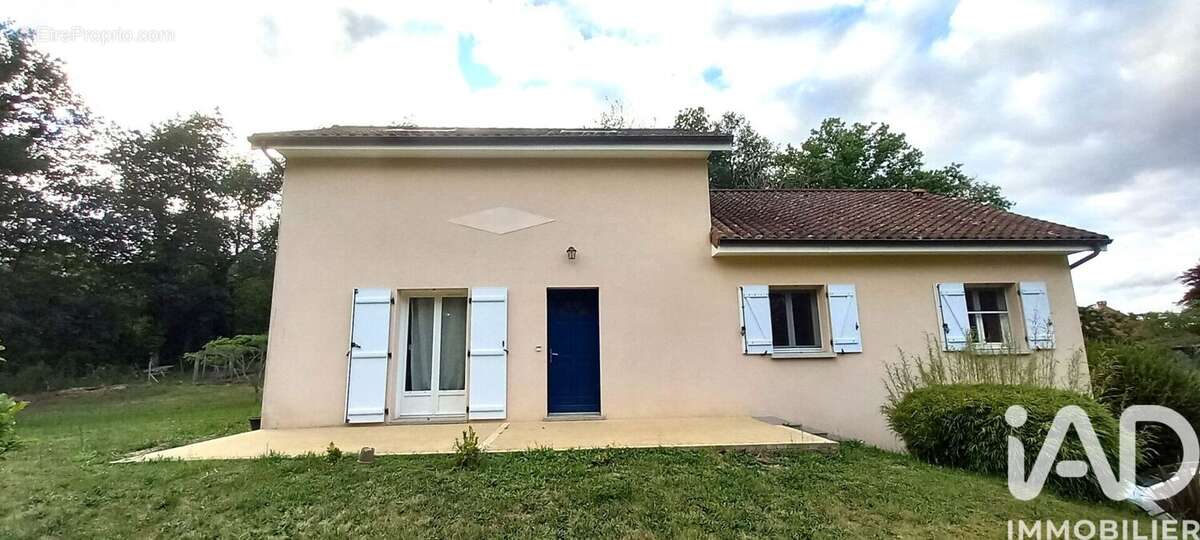 Photo 2 - Maison à MAGNAC-BOURG
