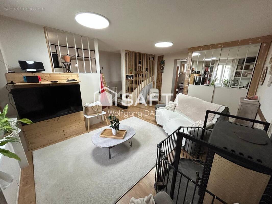 Photo 1 - Maison à VOUNEUIL-SUR-VIENNE