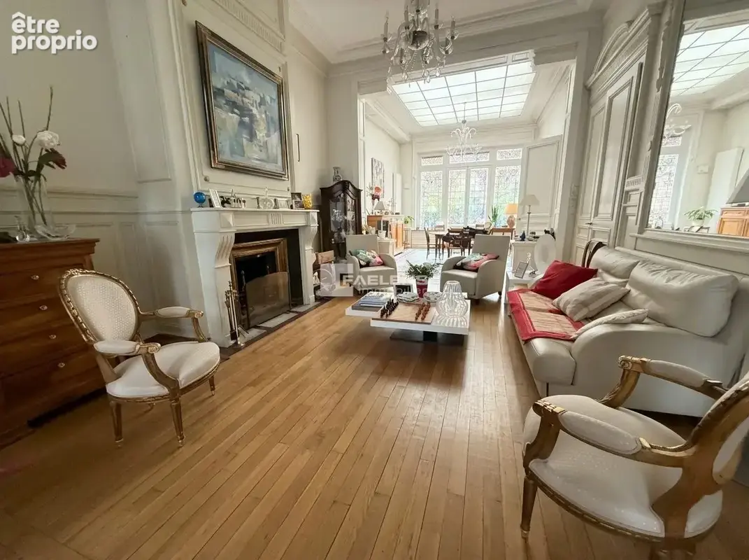 Photo Maison à Lille au prix de 999 000€