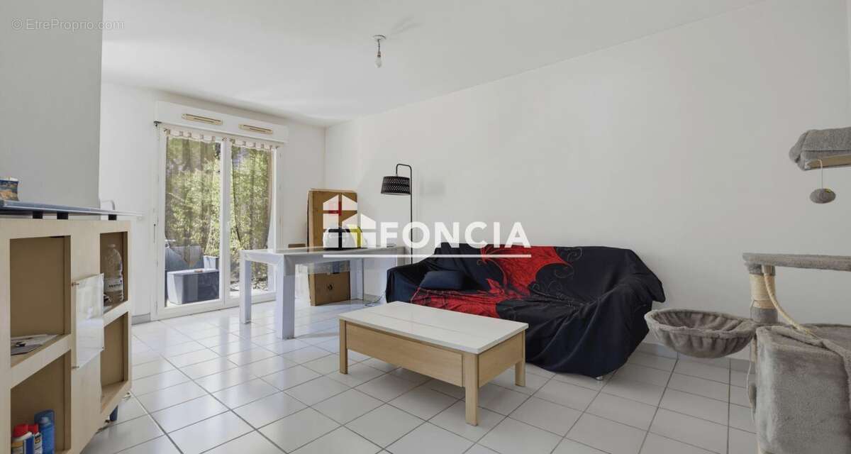 Pessac proche centre - appartement t2 avec terrasse et jardin - photo 3