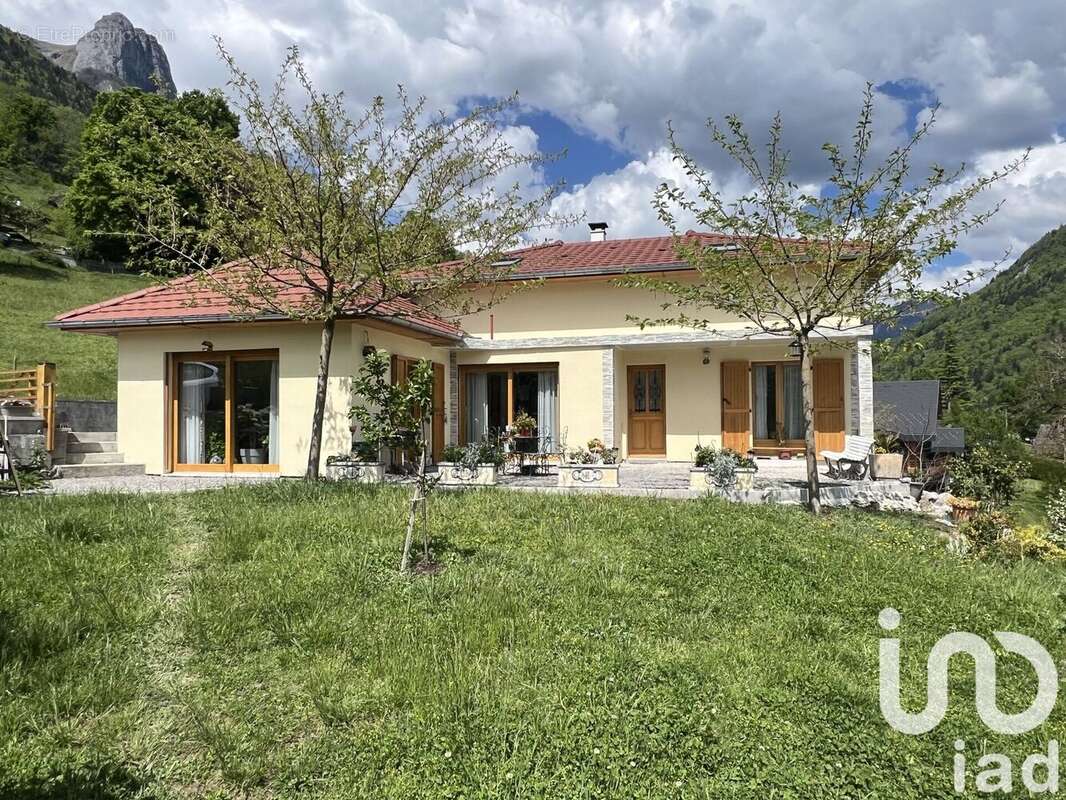 Photo 2 - Maison à SAINT-FERREOL