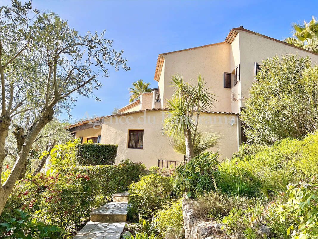 Maison à CABRIS