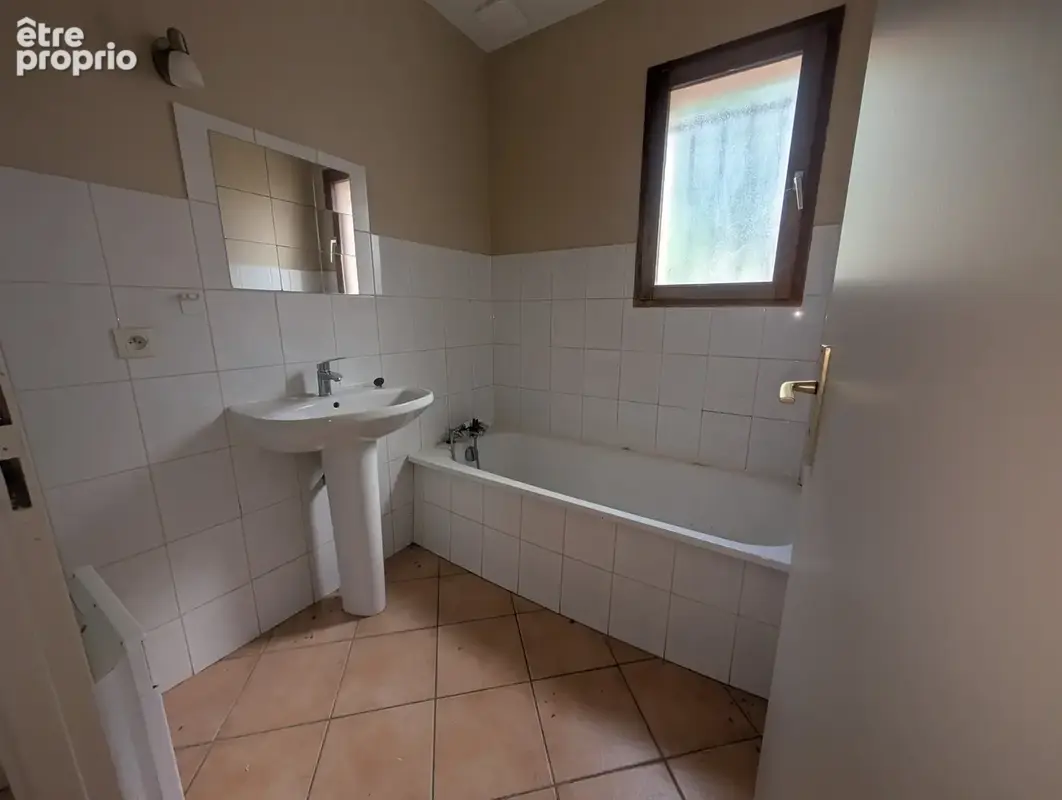 Maison de plain-pied avec jardin - photo 4