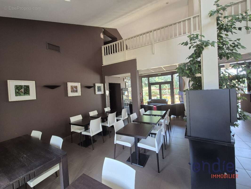 Hôtel 44 chambres  emplacement premium aux portes de nantes - photo 2