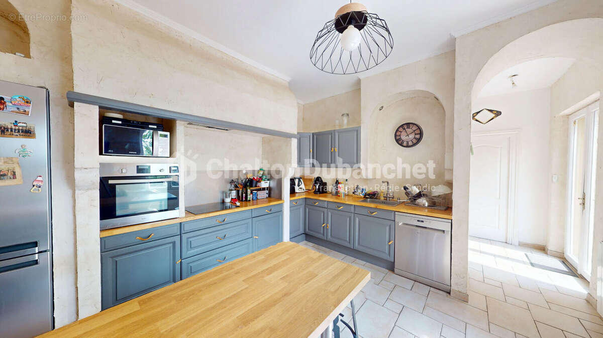 Maison à SAINT-LEGER-SUR-ROANNE