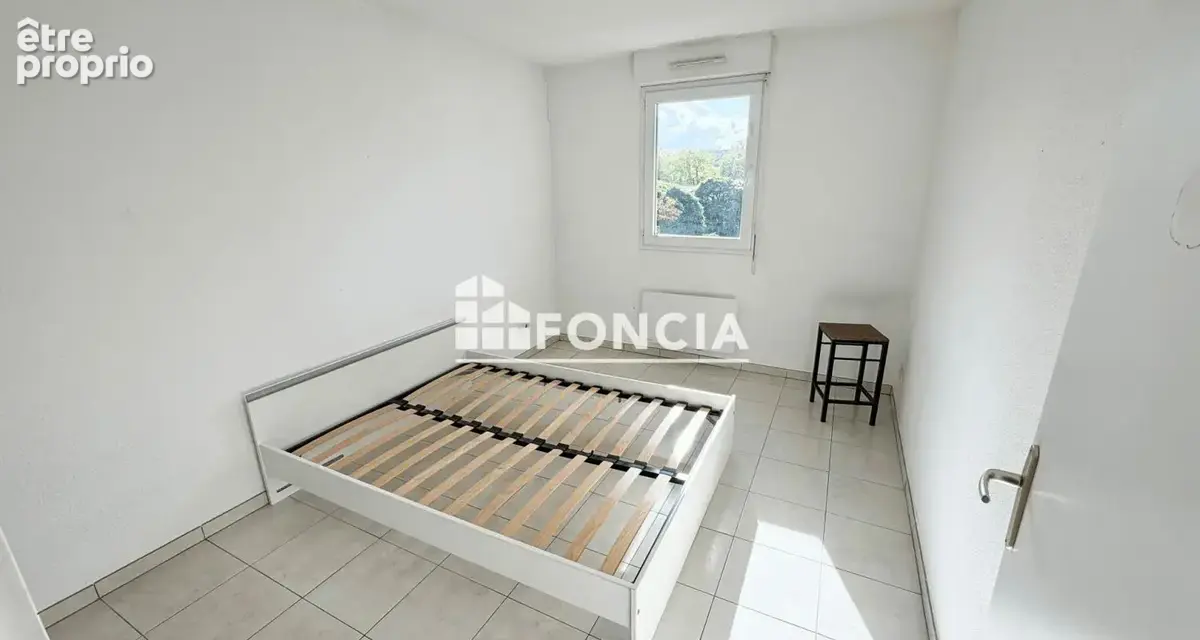 T2 de 37m2 avec balcon parking vendu libre d'occupation - photo 4