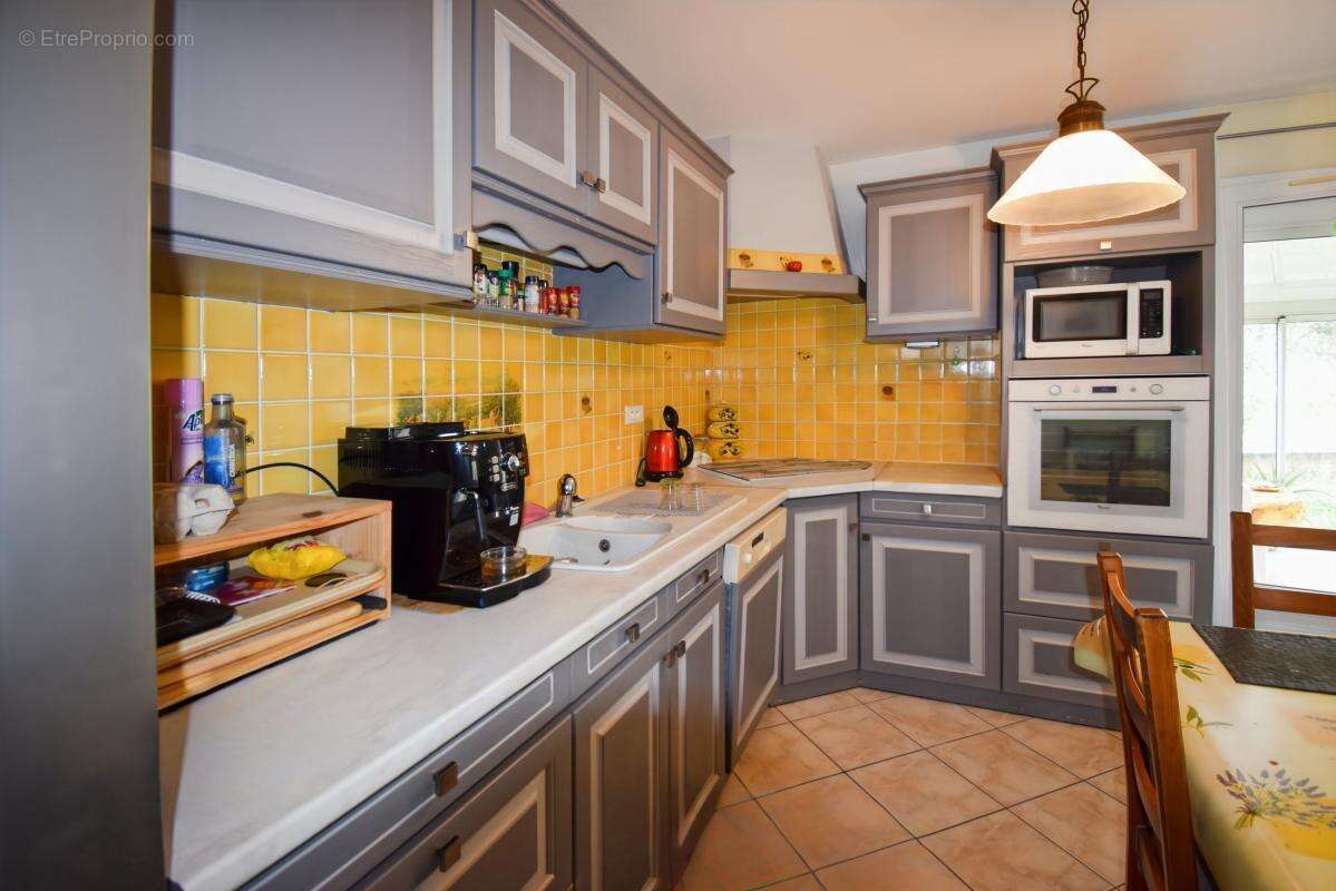 Maison 162 m² avec T2 - photo 8