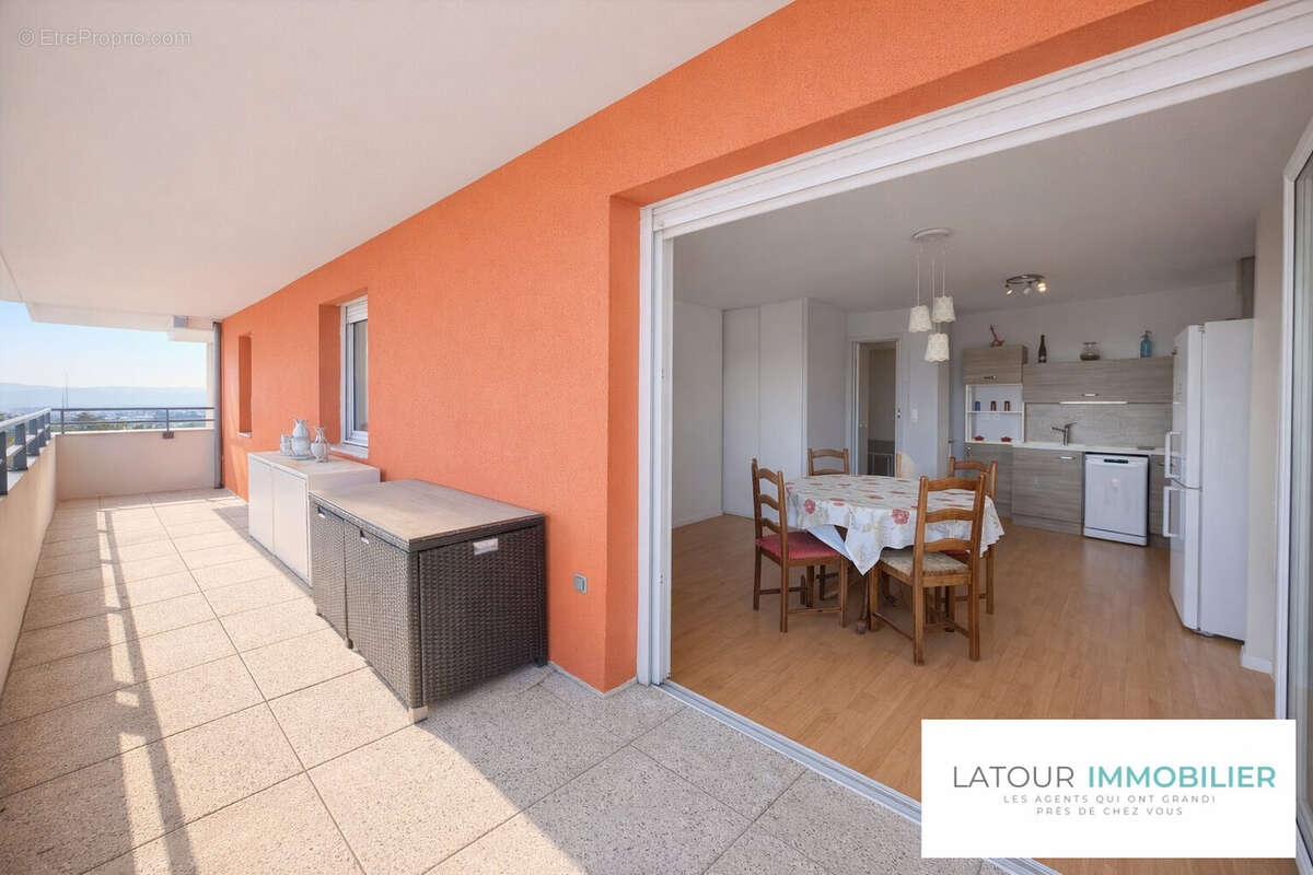 Appartement à L'ISLE-D'ABEAU