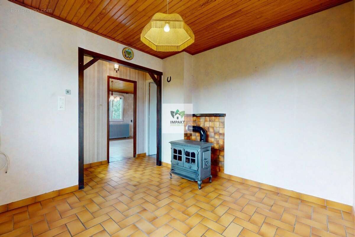 Maison à EVETTE-SALBERT