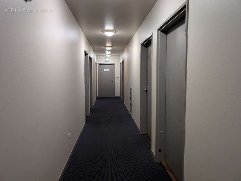 Appartement LMNP géré à vendre 1 pièces VANVES (92) - photo 2