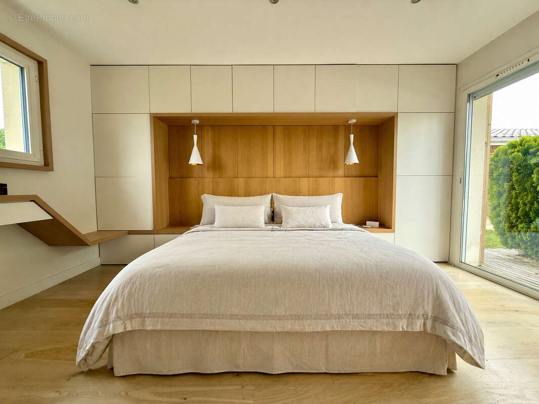 Maison à SAINTE-HELENE