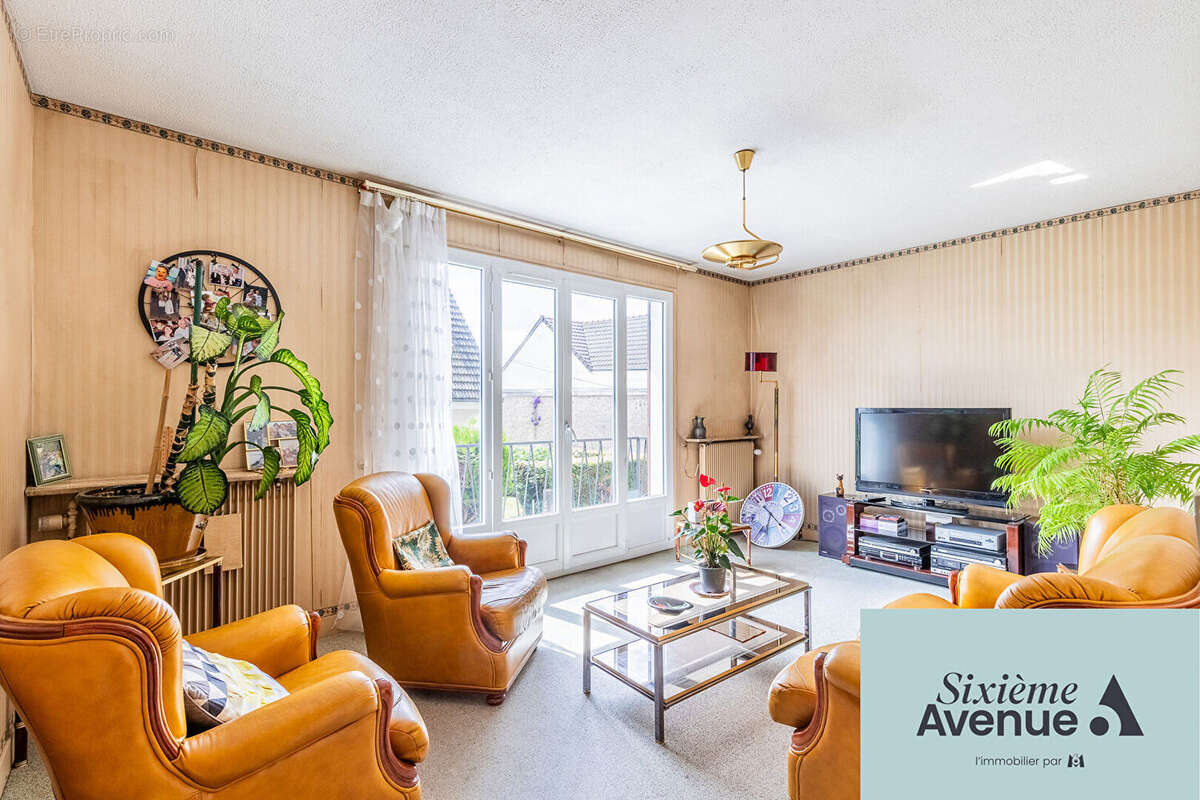 Maison à CHILLY-MAZARIN