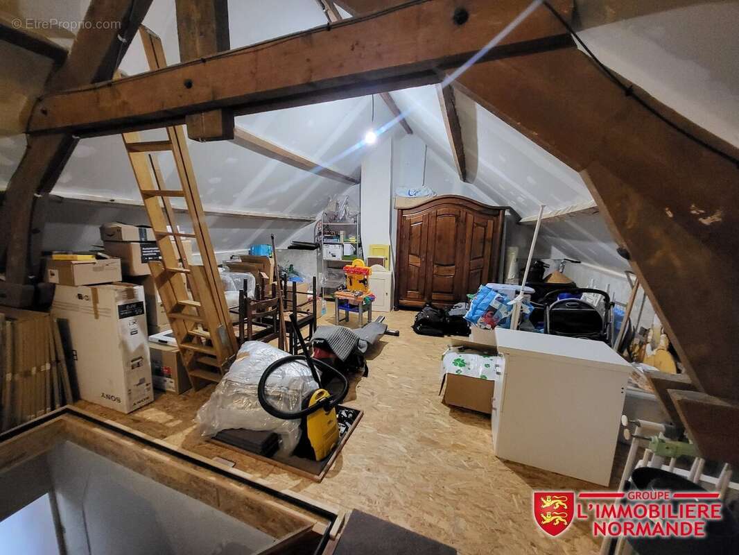 Maison à BENNECOURT