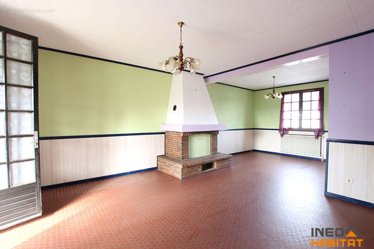 Maison à BOURG-DES-COMPTES