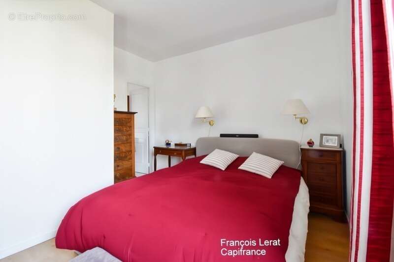 Duplex à vendre 5 pièces SAINT CLOUD (92) - Duplex de 97,05 m² avec cour privative de 45 m² – Saint-Cloud, quartier du Val d'Or  - photo 10