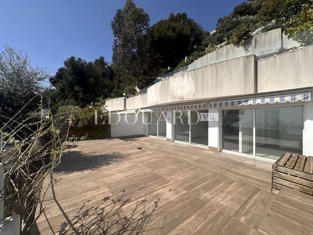 Appartement à ROQUEBRUNE-CAP-MARTIN