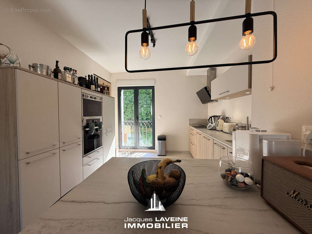 Appartement à LESSY