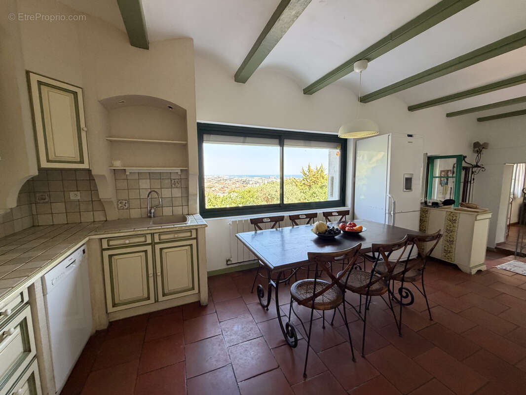 Sète, mont saint Clair, maison de charme avec belle vue mer et ville, - photo 11