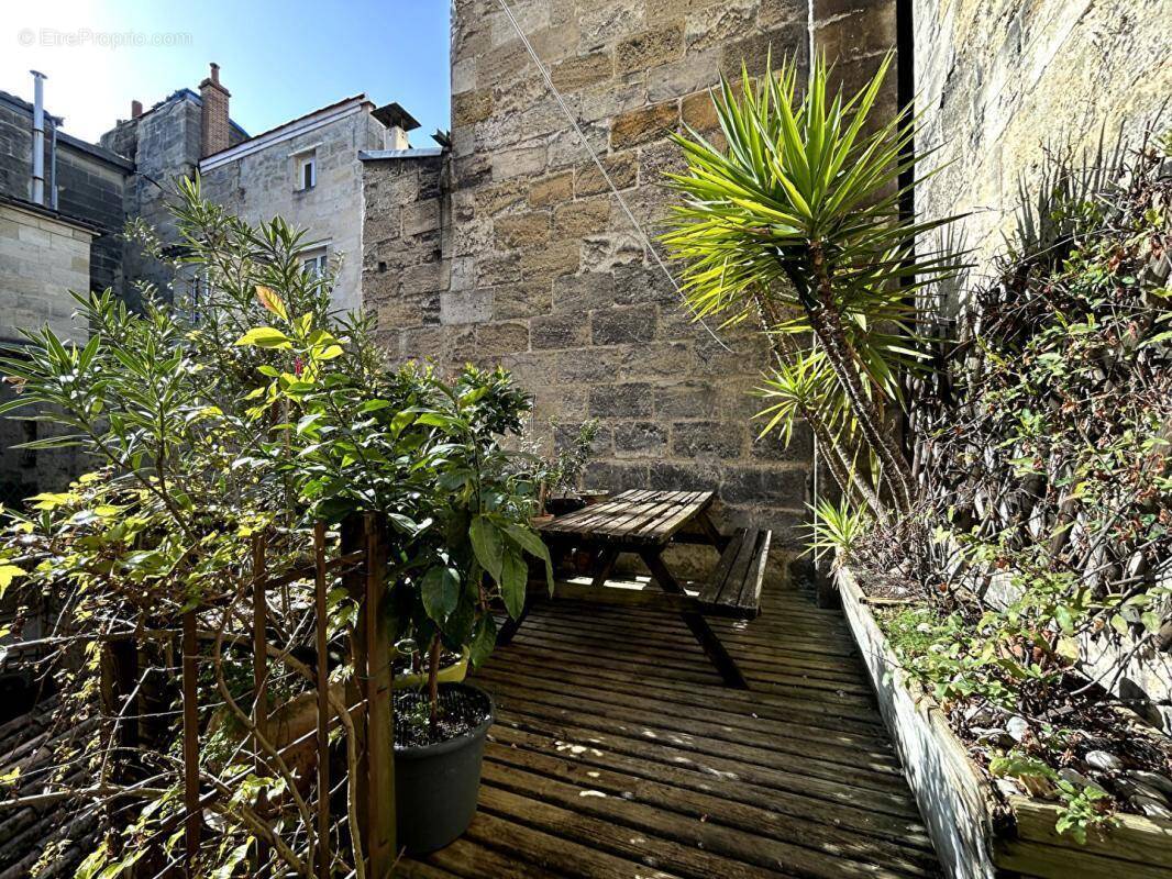 Appartement à BORDEAUX
