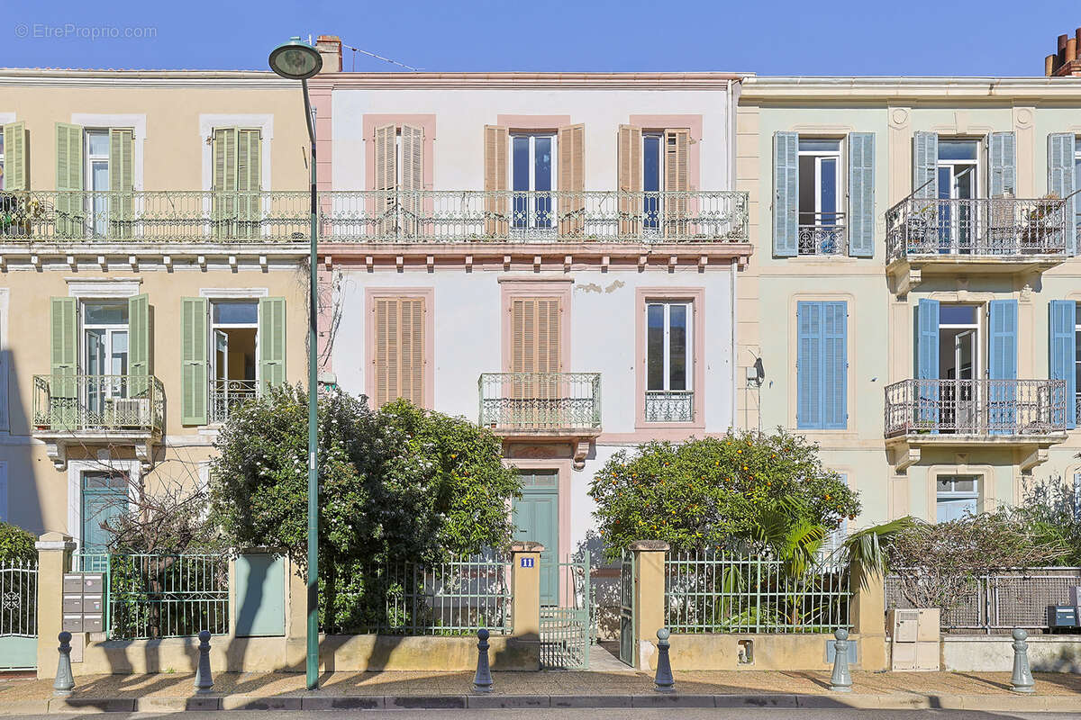Appartement à HYERES