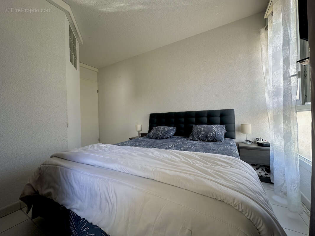 Appartement à LA LONDE-LES-MAURES