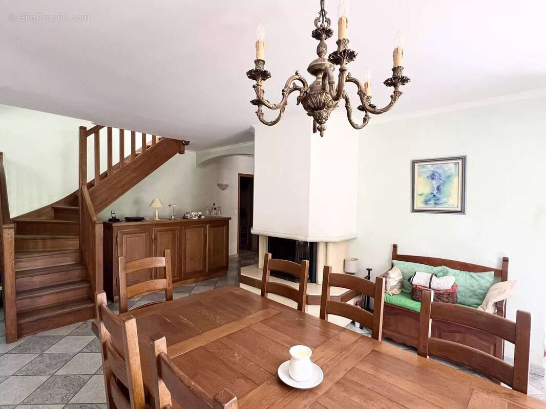 Maison à LA CELLE