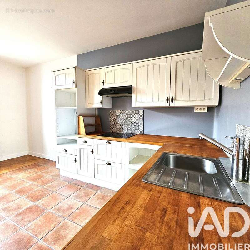 Photo 4 - Appartement à ROCHE-LA-MOLIERE