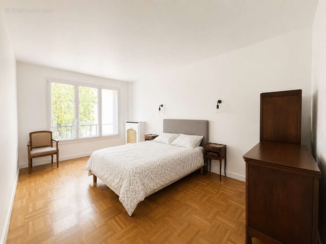Appartement à SAINT-MAUR-DES-FOSSES