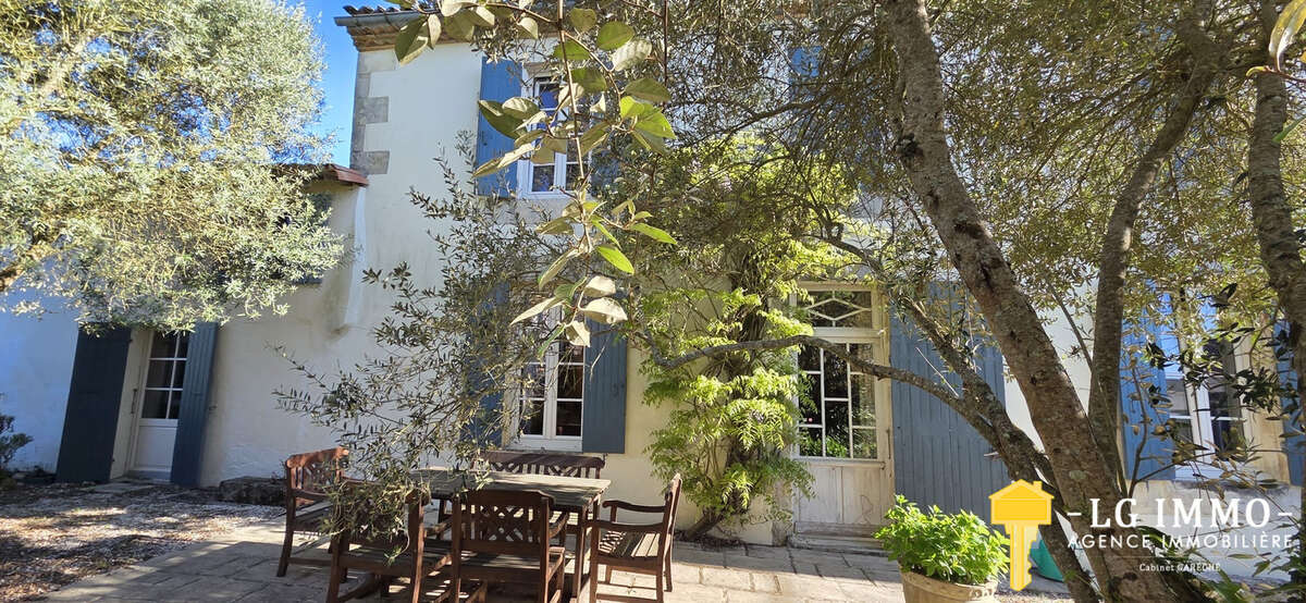 Maison de 118 m2 avec jardin et dépendances - photo 3
