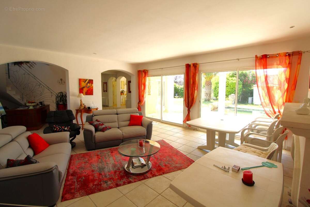 Maison à FLORENSAC