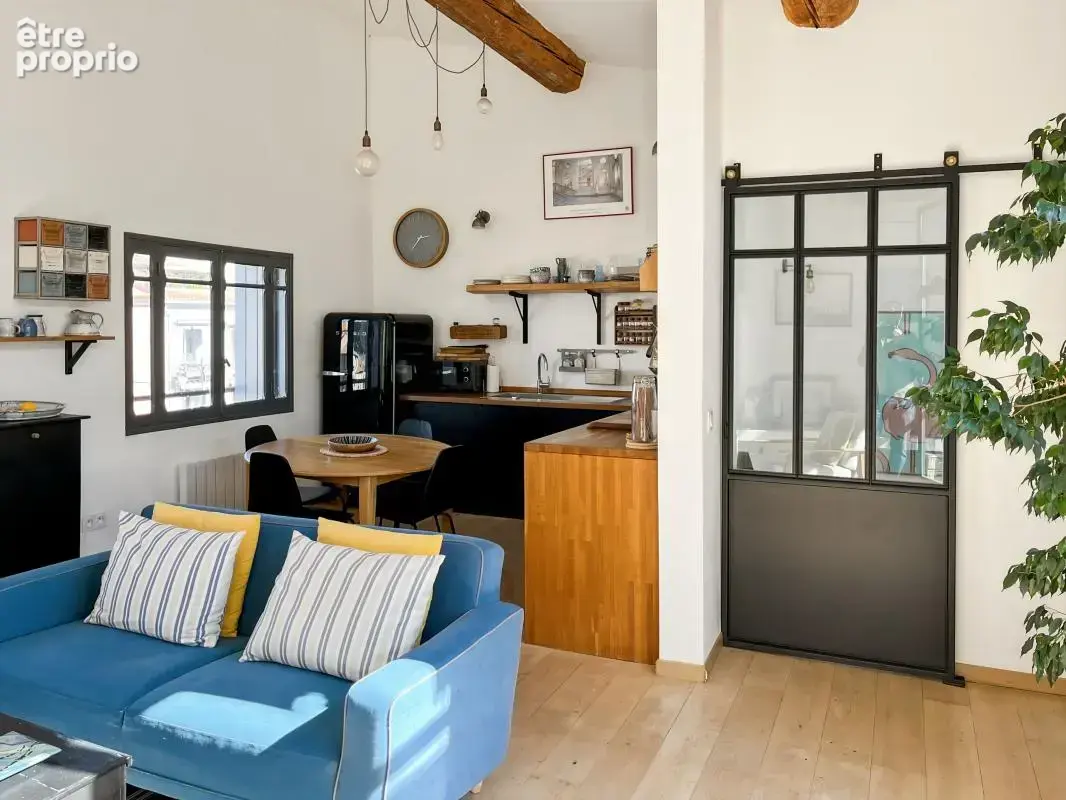 Vente vigneronne traversante à Marseillan avec grand garage et terrasse - photo 9
