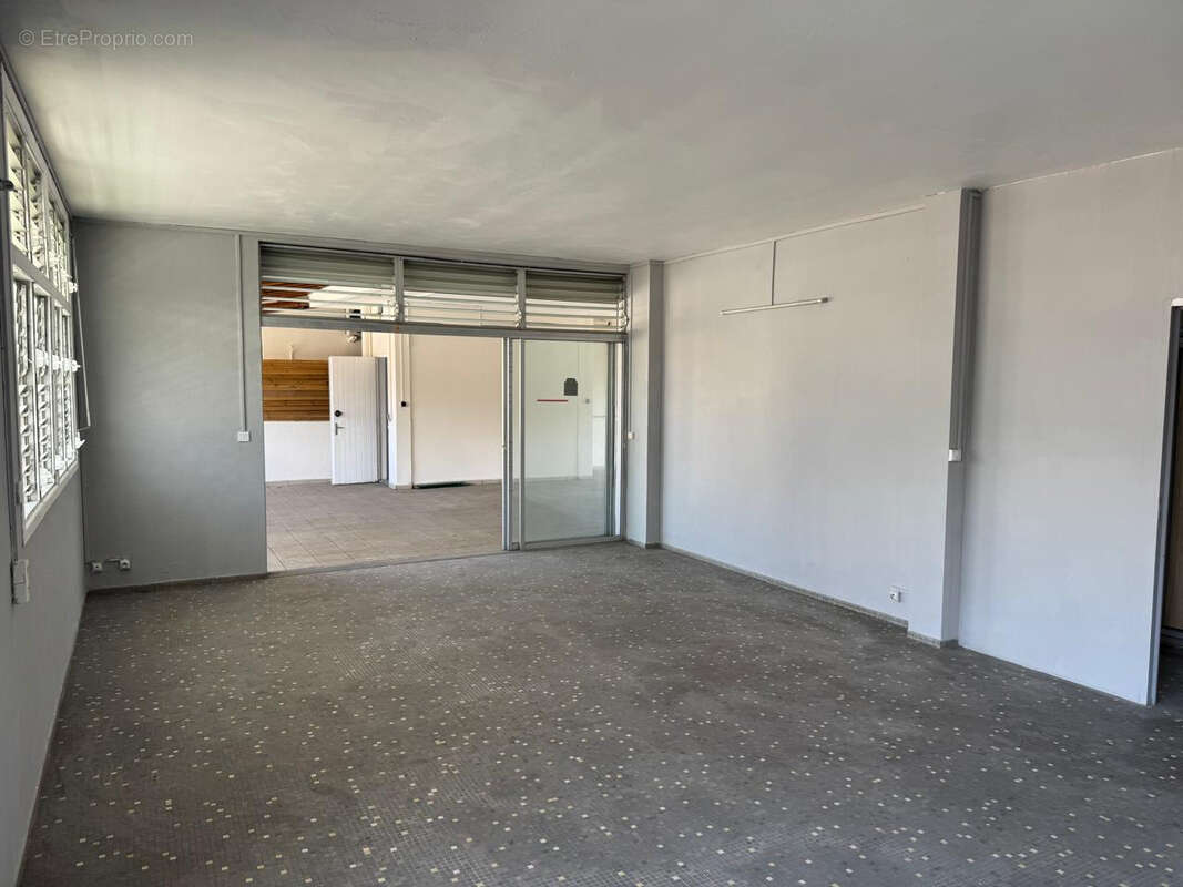 Appartement à CAPESTERRE-BELLE-EAU