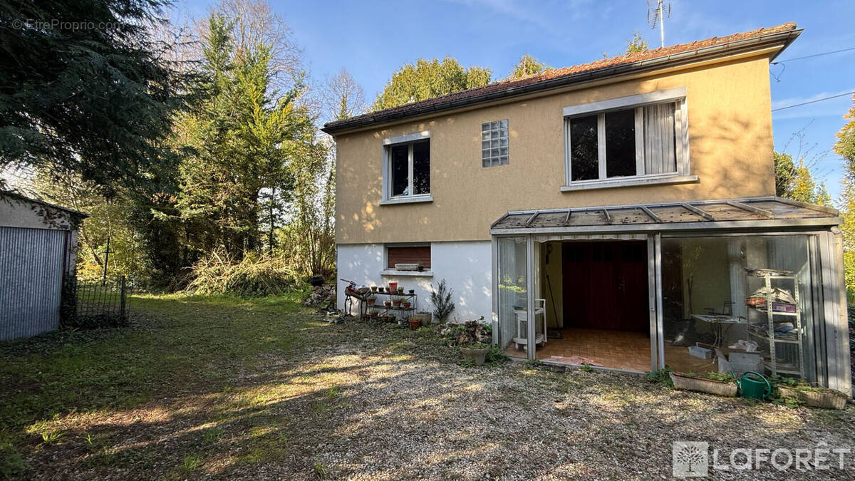 Maison à ROMILLY-SUR-SEINE