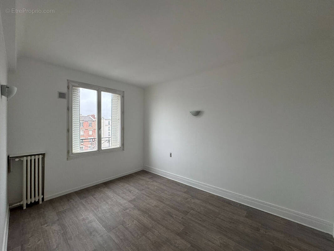 Appartement à AUBERVILLIERS