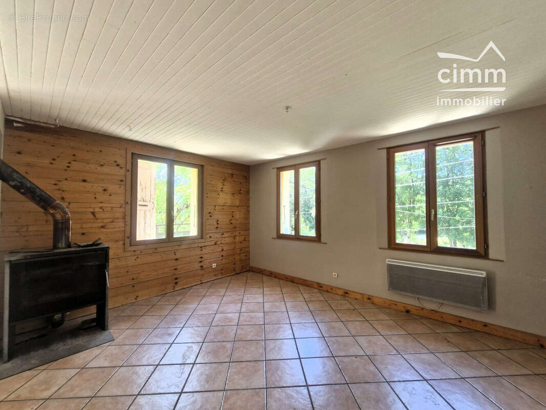 Maison 138 m² à La Chapelle-En-Vercors  - photo 5