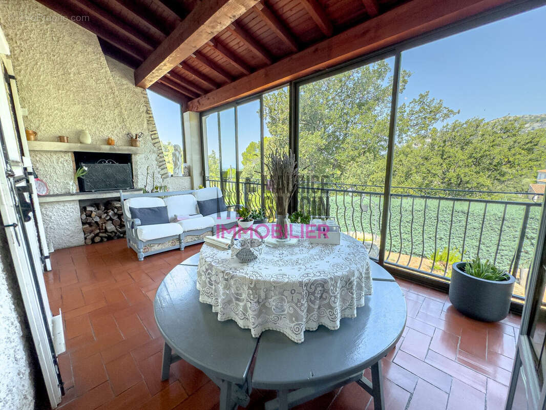 Maison 124 m² à Merindol  - photo 9