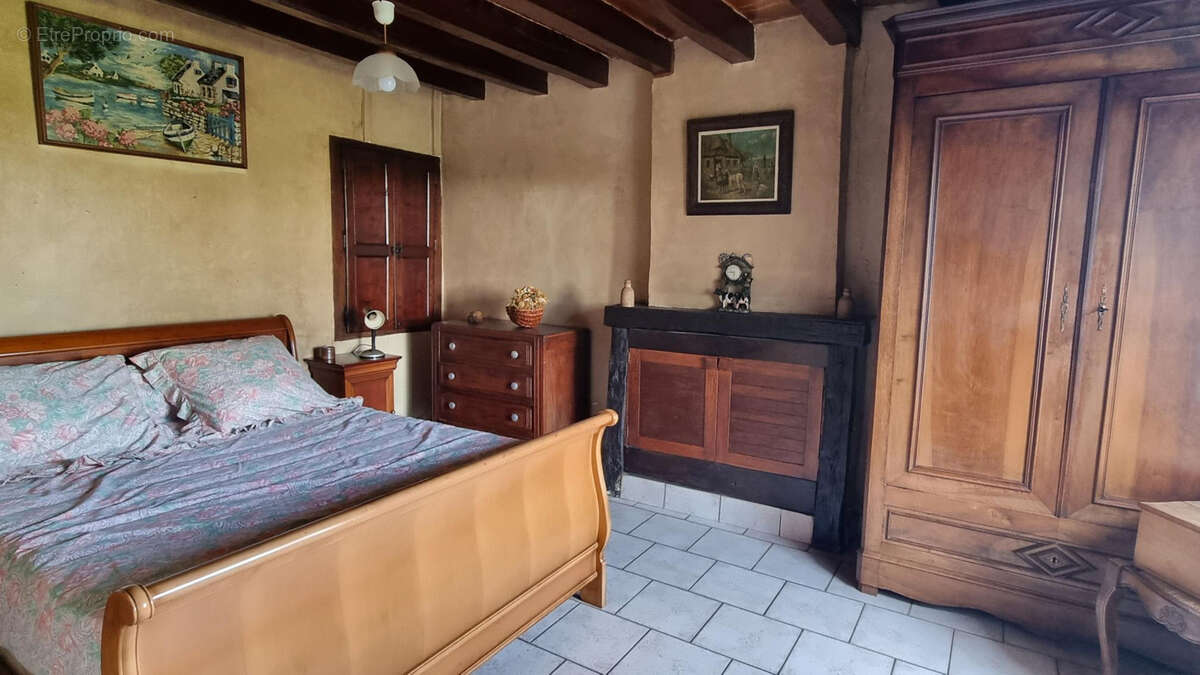 Maison à THIRON-GARDAIS