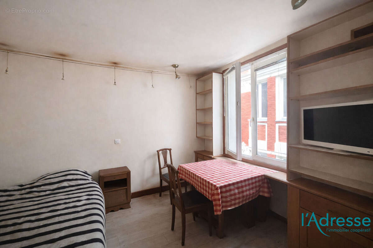 Appartement à PARIS-11E