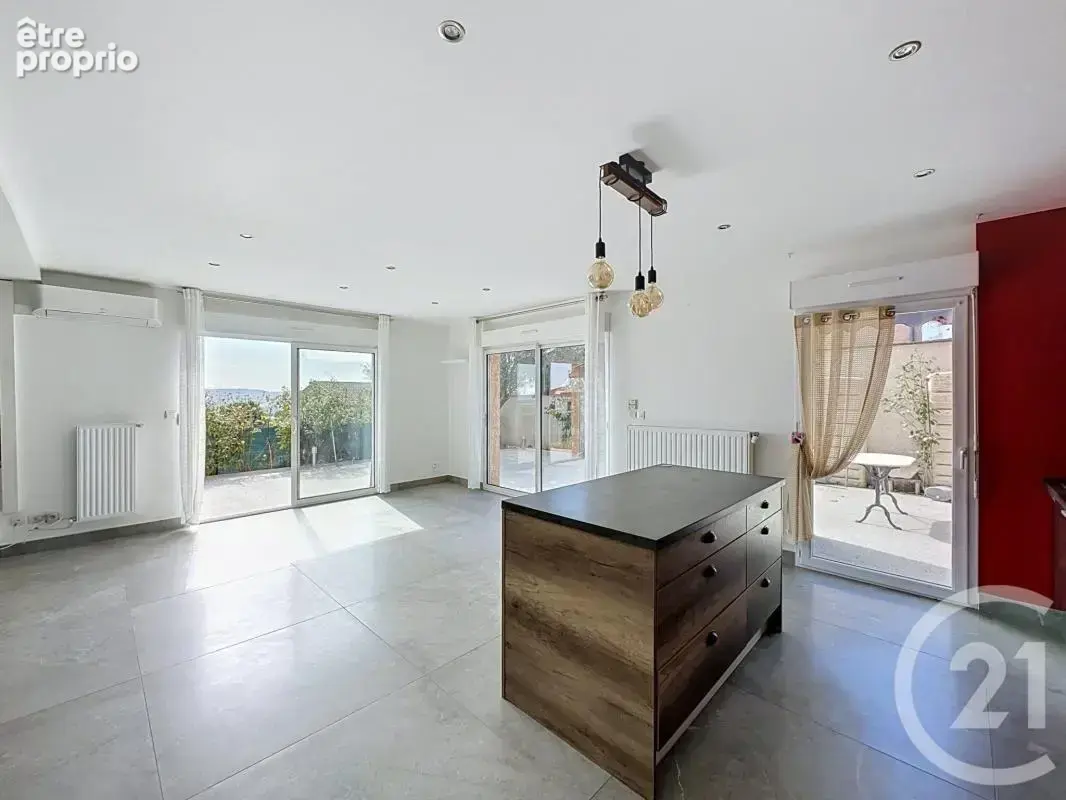 Maison 116 m² à Saint-Maurice-Sur-Dargoire  - photo 4