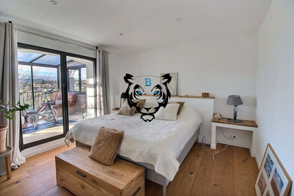 Maison à SAINT-PAUL-EN-FORET