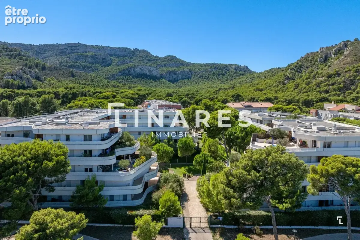 NACRÉA - Appartement T3 de 57m² - Terrasse - Box - 13009 Marseille - photo 13