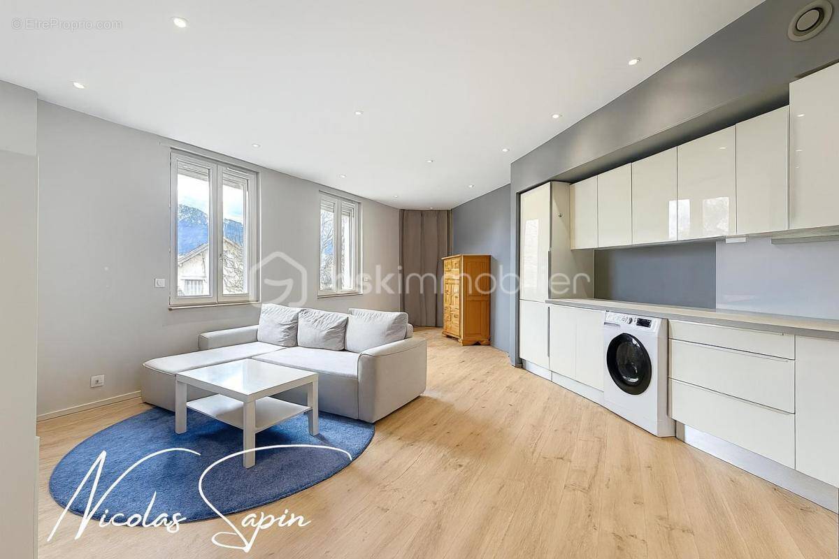 Appartement à SAINT-MARTIN-D'HERES