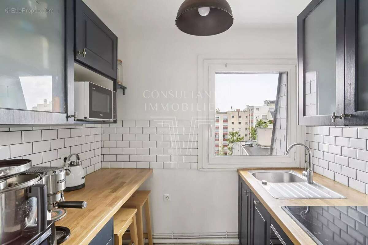 Appartement à PARIS-15E