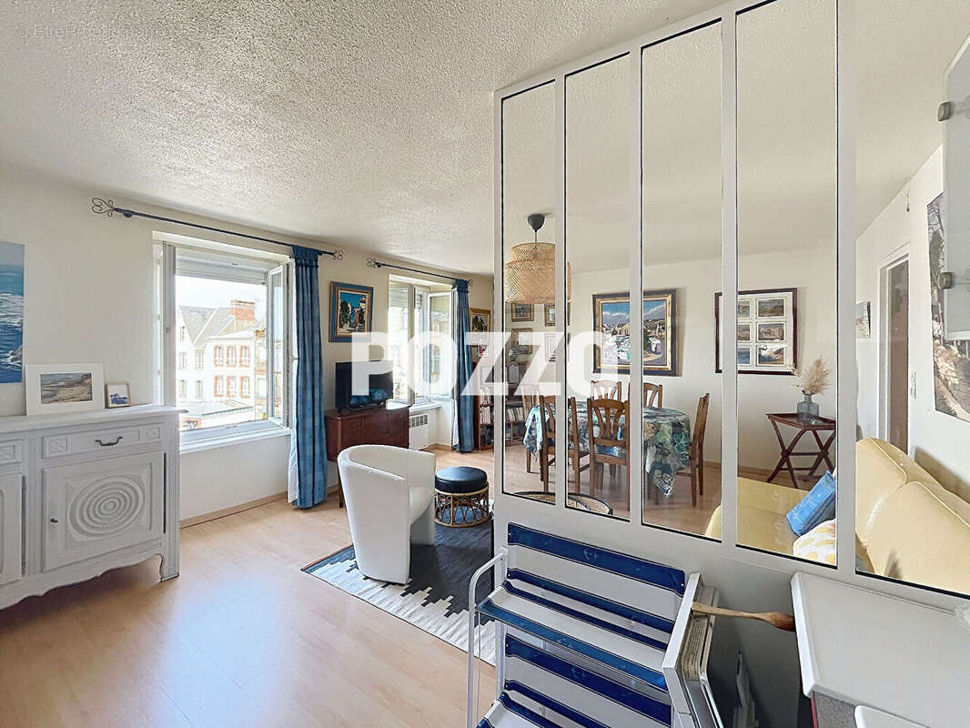Appartement à SAINT-PAIR-SUR-MER