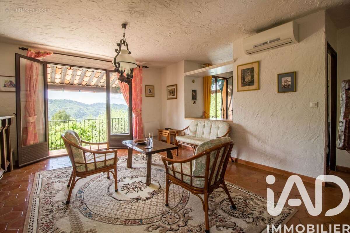 Photo 8 - Maison à TOURRETTES-SUR-LOUP